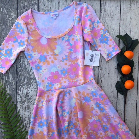 LuLaRoe Dresses & Skirts - NWT LuLaRoe Peach Orange Floral Nicole Dress XS